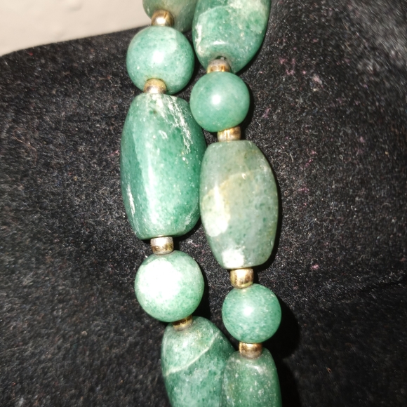 Carved Jade and Gold Clamp Bead Extra Long Vintage Necklace - Picture 8 of 11